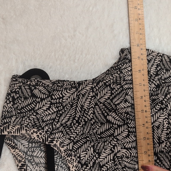 209.Promod Monochrome Leaf Print Mini Dress - Picture 3 of 5